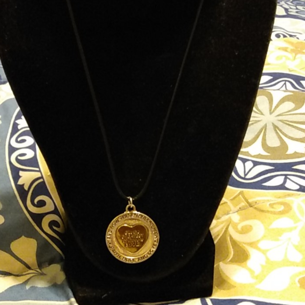 Ladies Necklace